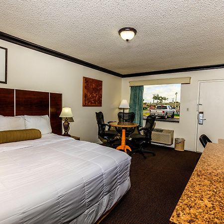 Budget Host Inn Florida City Exterior photo