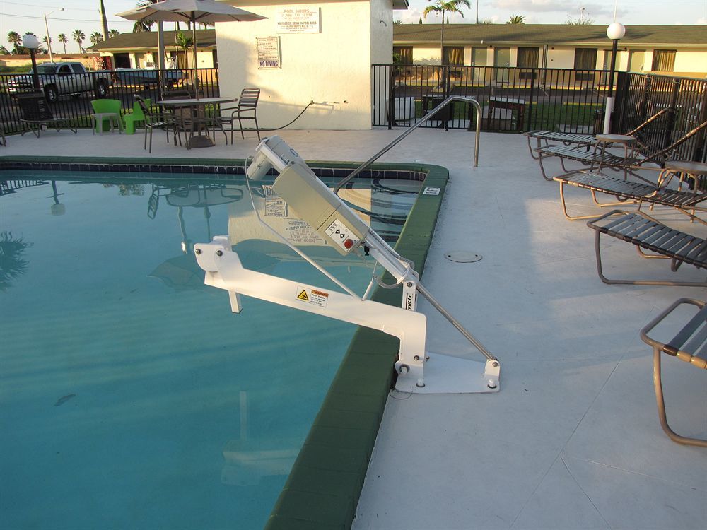 Budget Host Inn Florida City Exterior photo